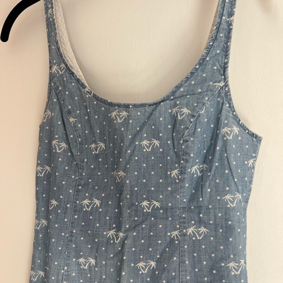 Hollister Size 1 mini jean dress with palm tree pattern - Picture 2 of 8